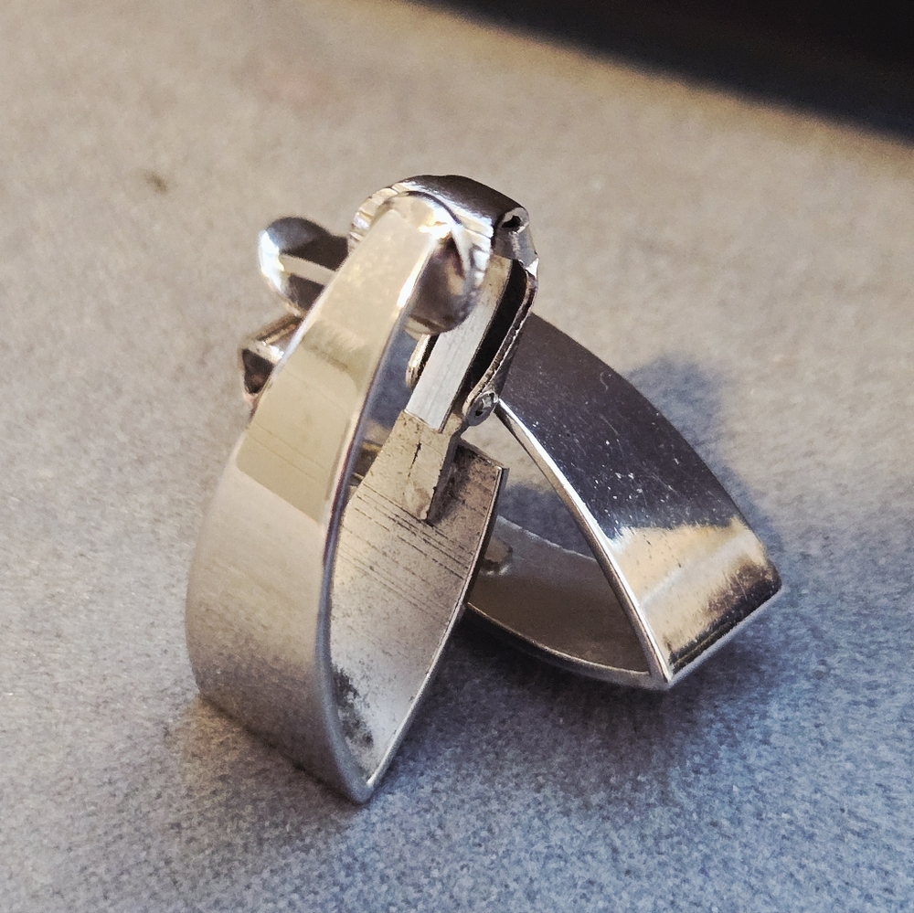 Modernist Silver Tone Flat Hoop Style Clip On earring Set Signed HJG